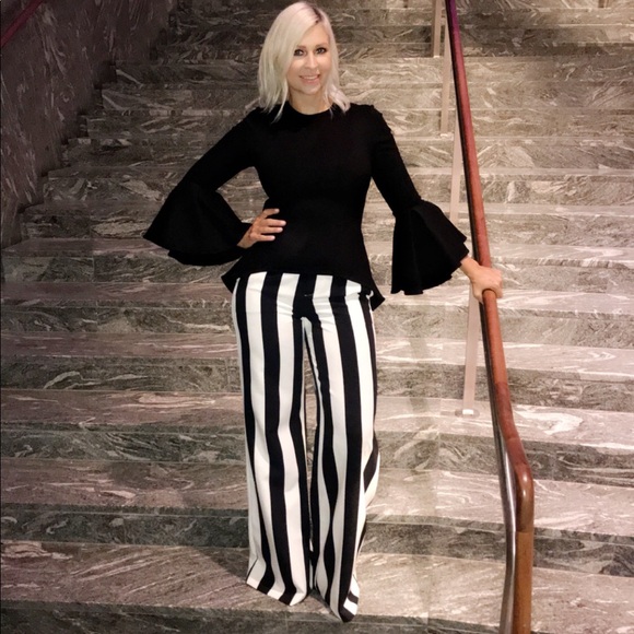 Meet your Posher, Terra - Picture 1 of 1